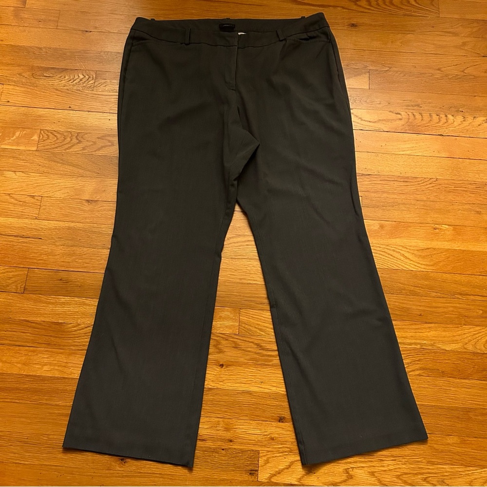 Worthington Dark Gray Modern Fit Women’s Bootcut Dress Pants Plus 18  18W